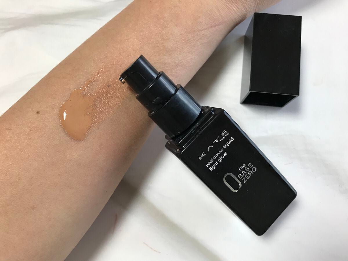 リアルカバーリキッド(ライトグロウ)/KATE/リキッドファンデーションを使ったクチコミ(3枚目)