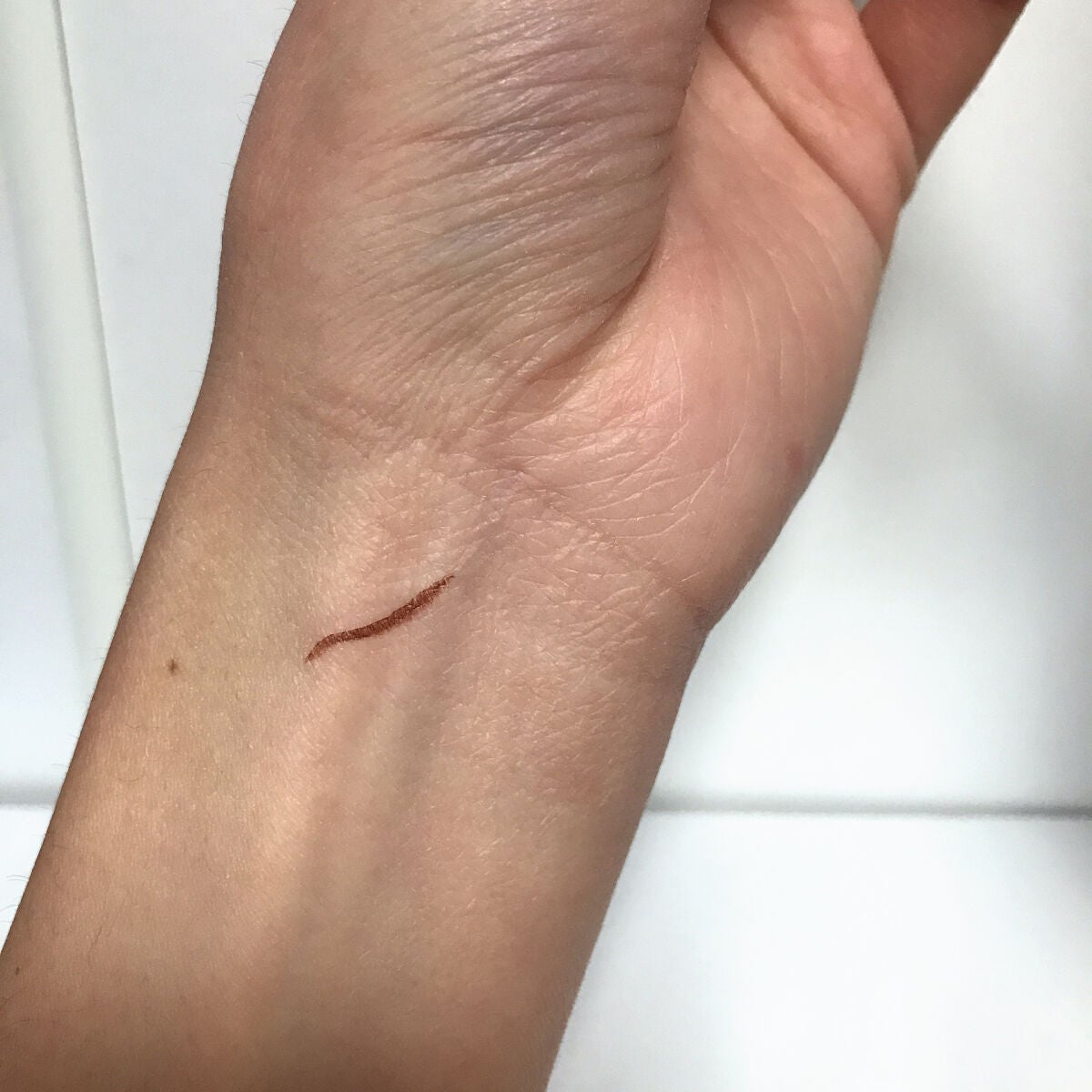 スキルレスライナー/LUMIURGLAS/リキッドアイライナーを使ったクチコミ(2枚目)