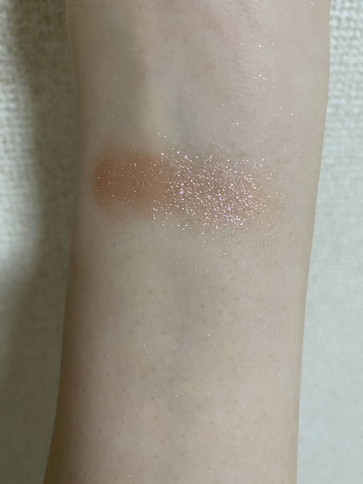 トーン タッチ アイズ 110 冬爛漫 -FUYURANMAN/SUQQU/単色アイシャドウを使ったクチコミ（3枚目）