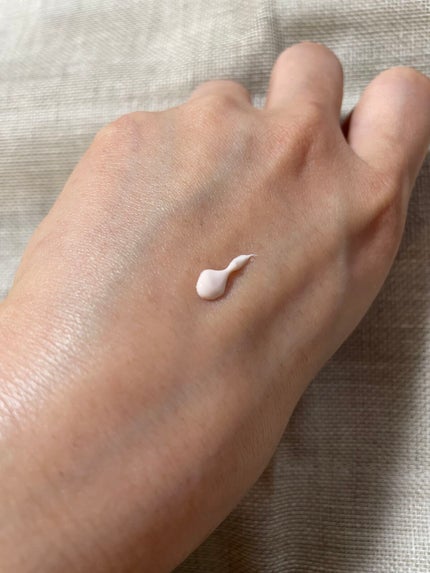 クレームUV n/クレ・ド・ポー ボーテ/化粧下地を使ったクチコミ(2枚目)