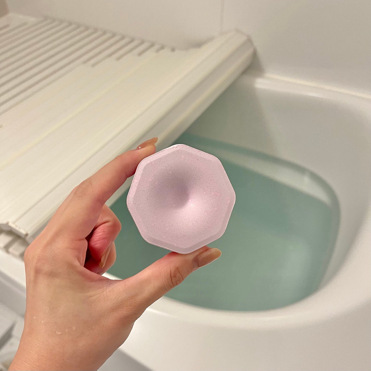 バブ モンスターバブルMEGA級 マーブル泡 ラベンダーカクテルの香り/バブ/炭酸系入浴剤を使ったクチコミ(2枚目)