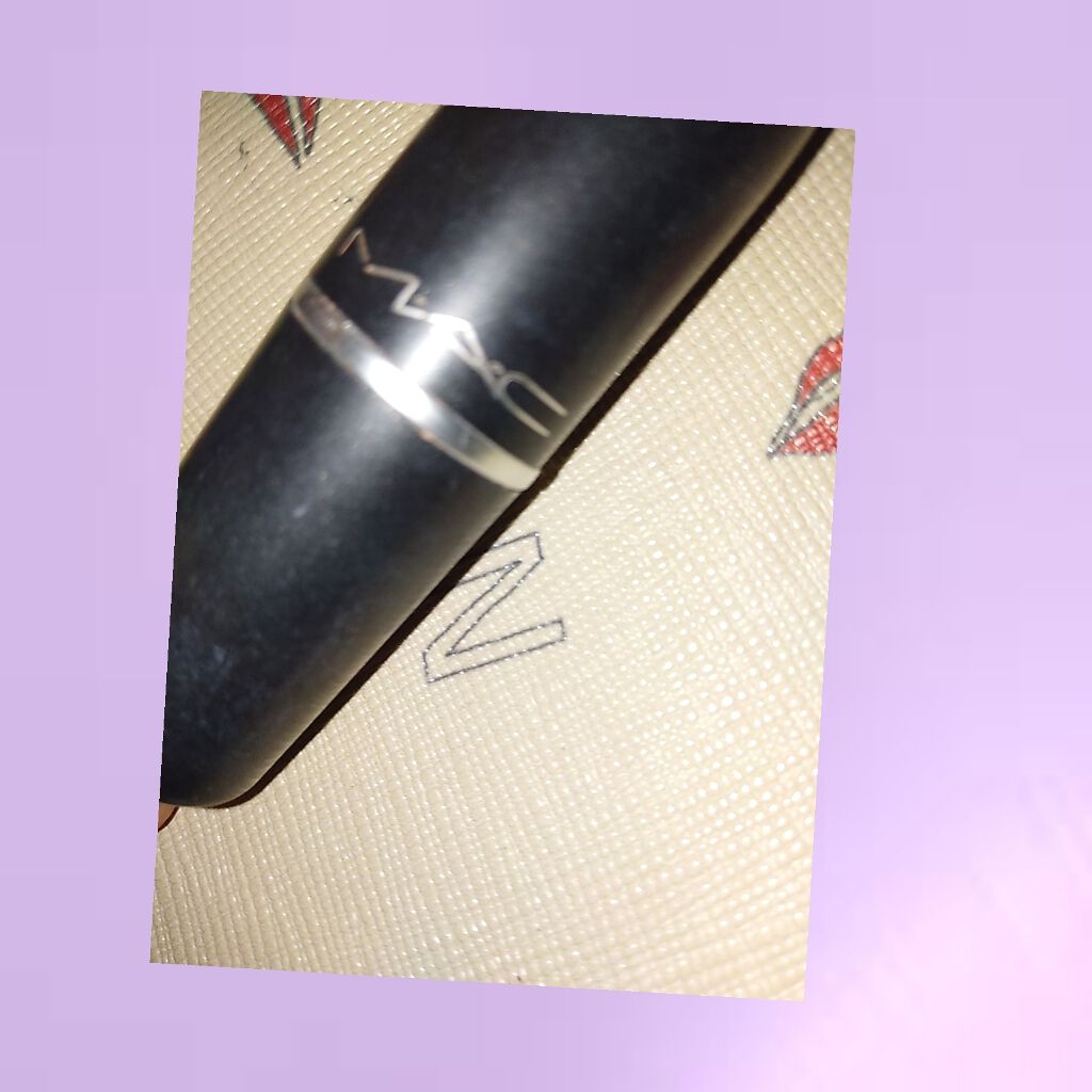 ラブ ミー リップスティック /M・A・C/口紅を使ったクチコミ(1枚目)