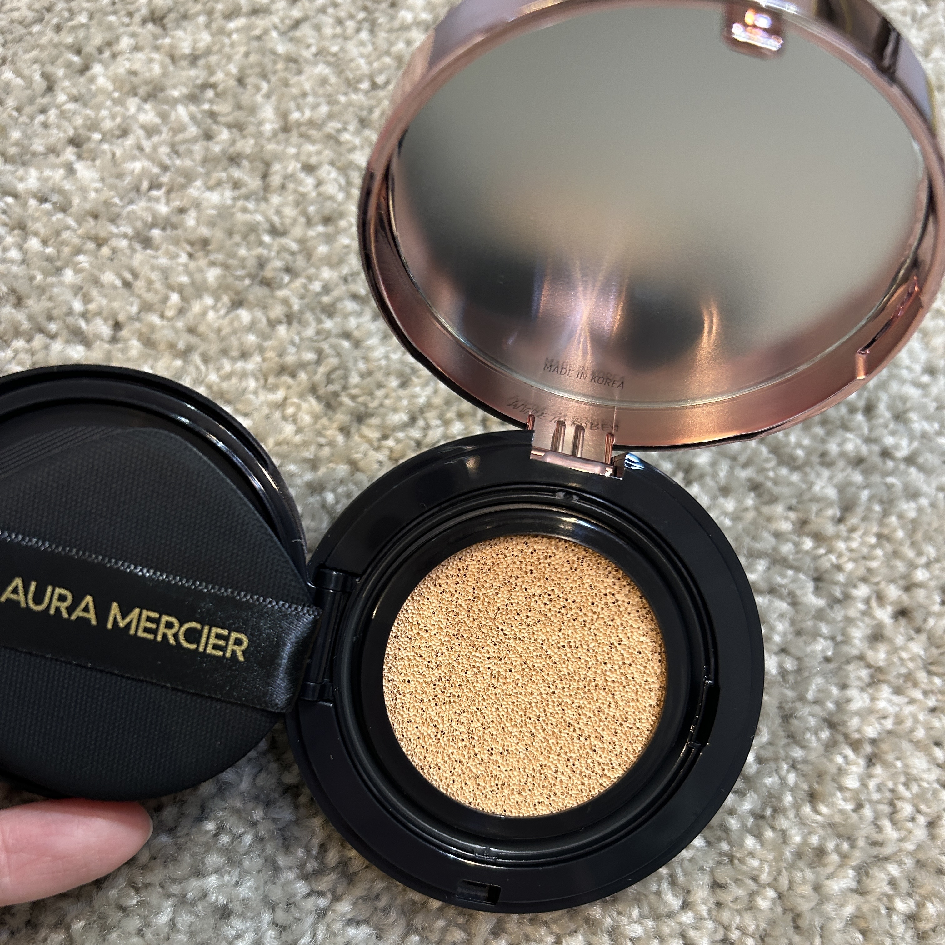 フローレス ルミエール ラディアンス パーフェクティング クッション/ローラ メルシエ/クッションファンデーションを使ったクチコミ（3枚目）