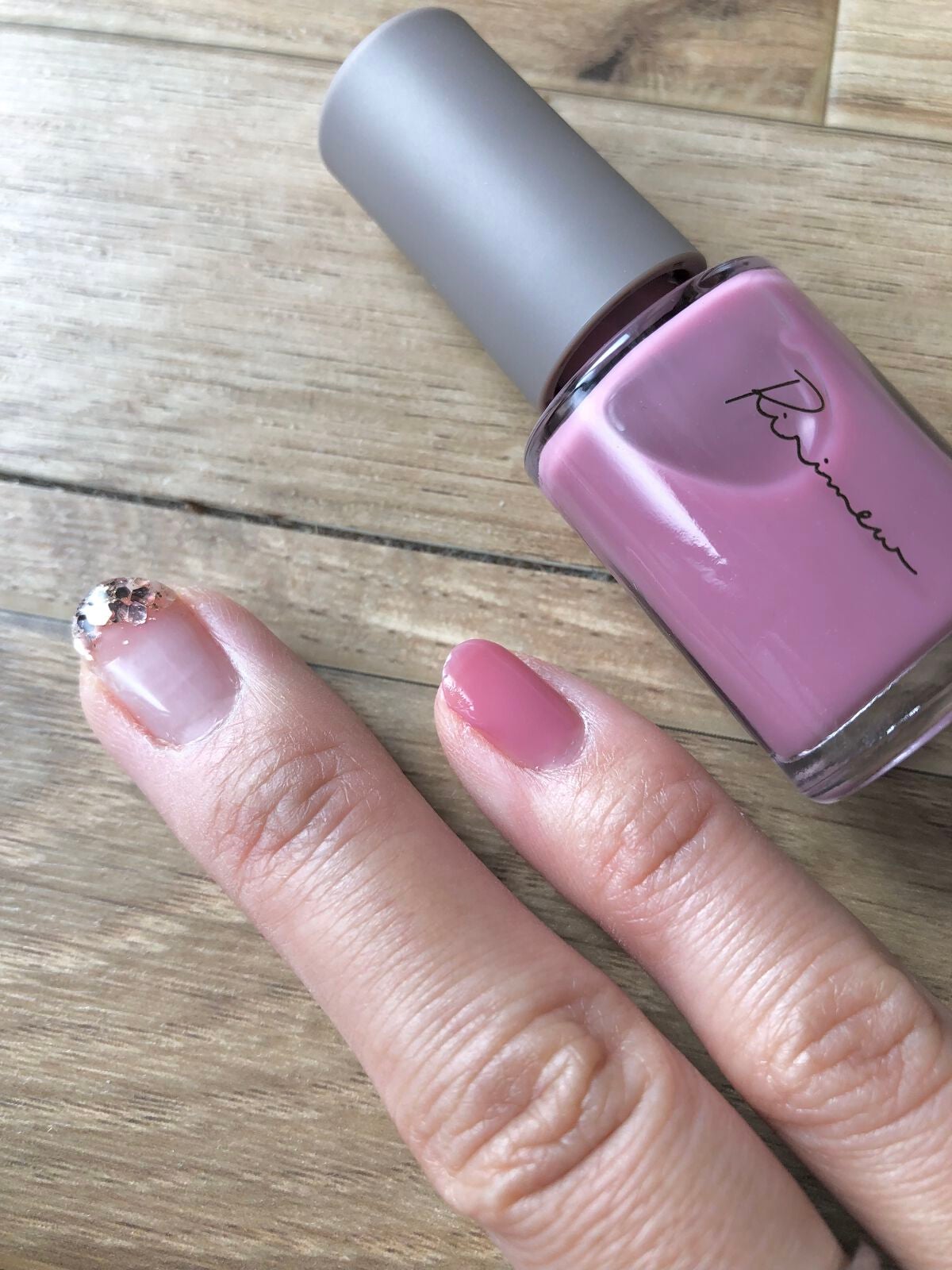 ネイルポリッシュ /Ririmew/マニキュアを使ったクチコミ(2枚目)