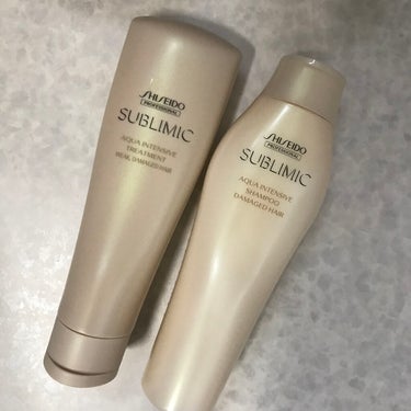 リピート\(◡̈)/♥︎

(*ö)SHISEIDO SUBLIMIC AQUA INTENSIVE

ブリーチをし続けてきたので、
髪質改善を始めるとともに
シャンプーとトリートメントを新調。

シャ