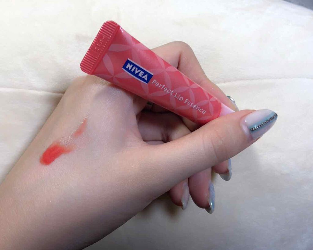 ナチュラルカラーリップ パーフェクトエッセンス/ニベア/リップケアを使ったクチコミ(1枚目)
