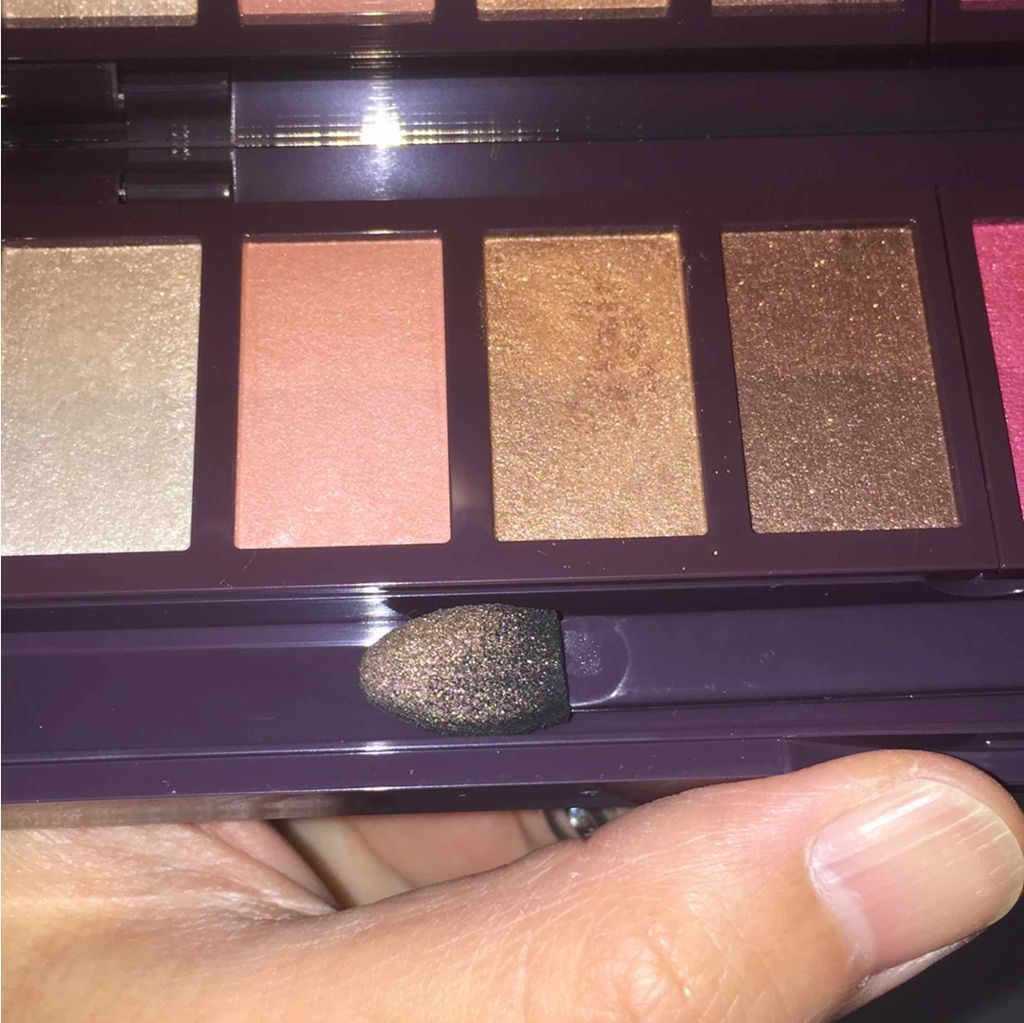 グラマラスリッチ アイパレット (クリスマスコフレ 2018)/Visée/メイクアップキットを使ったクチコミ(2枚目)