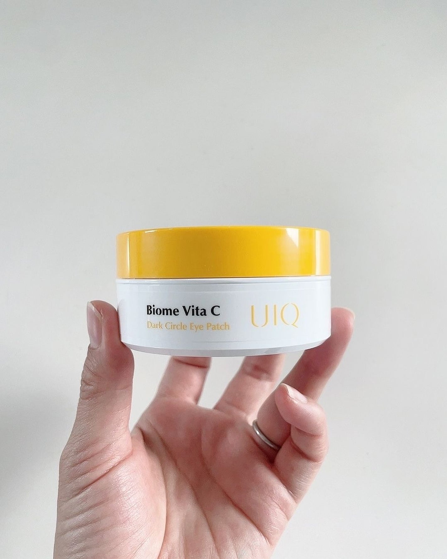 バイオームビタC黒クマアイパッチ/UIQ/シートマスク・パックを使ったクチコミ(2枚目)