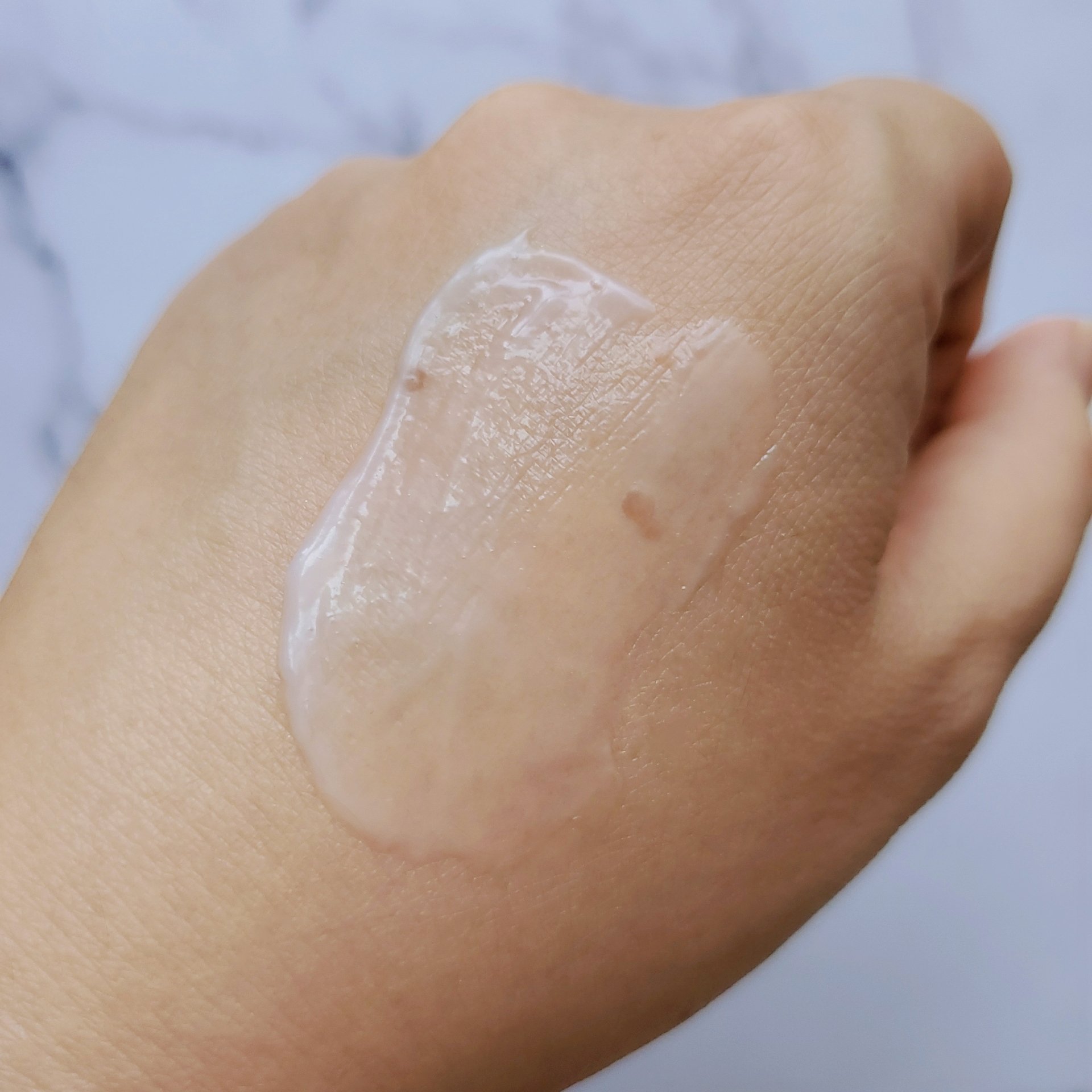 エルジューダ フリッズフィクサー エマルジョン＋/ミルボン/ヘアミルクを使ったクチコミ（3枚目）