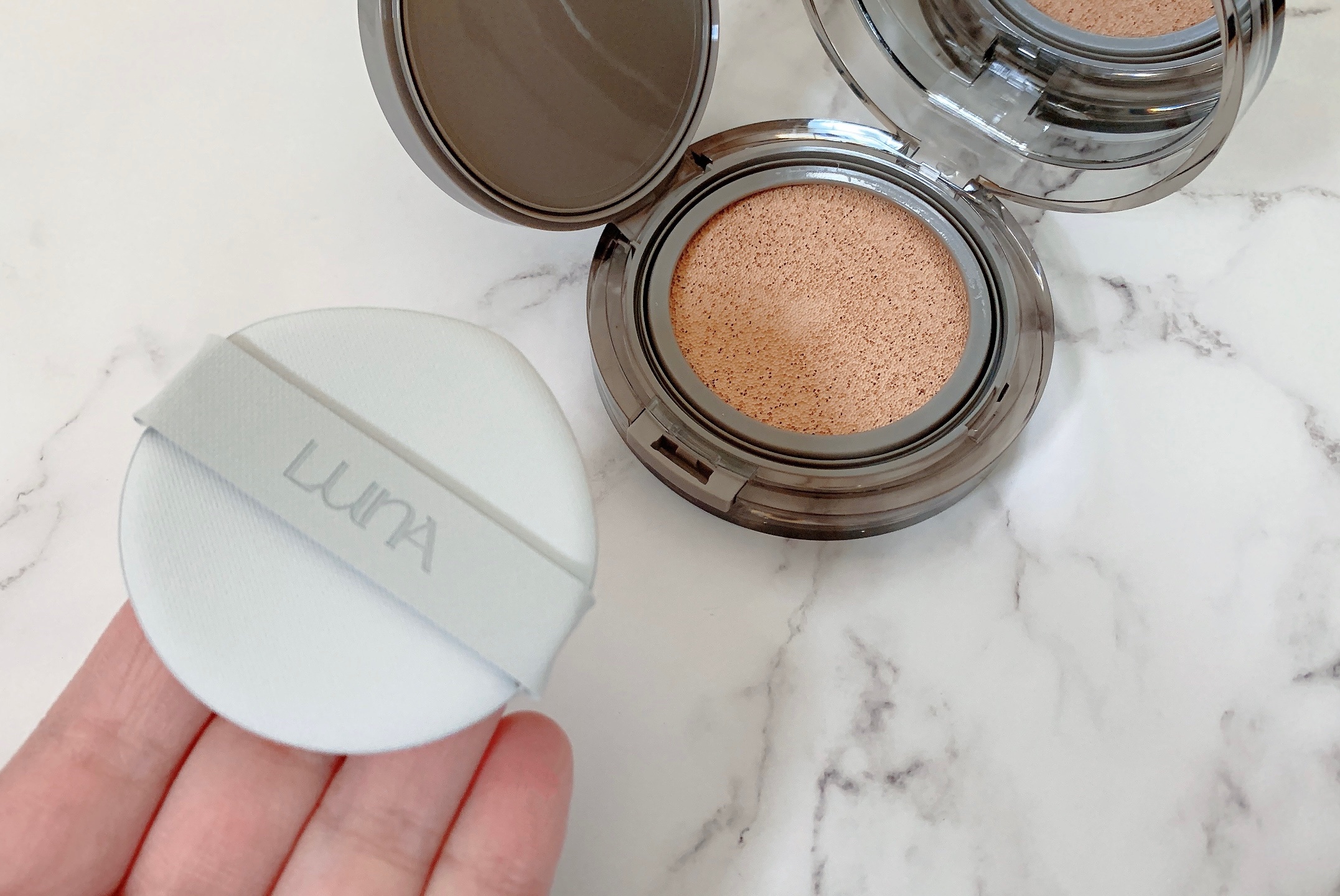 ブラーカバークッション/LUNA/クッションファンデーションを使ったクチコミ（3枚目）
