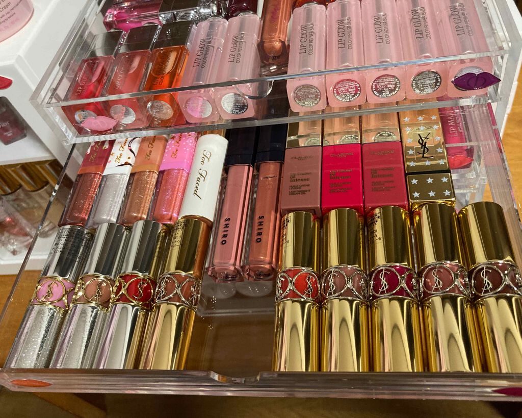 コンフォート リップオイル インテンス/CLARINS/リップグロスを使ったクチコミ(3枚目)