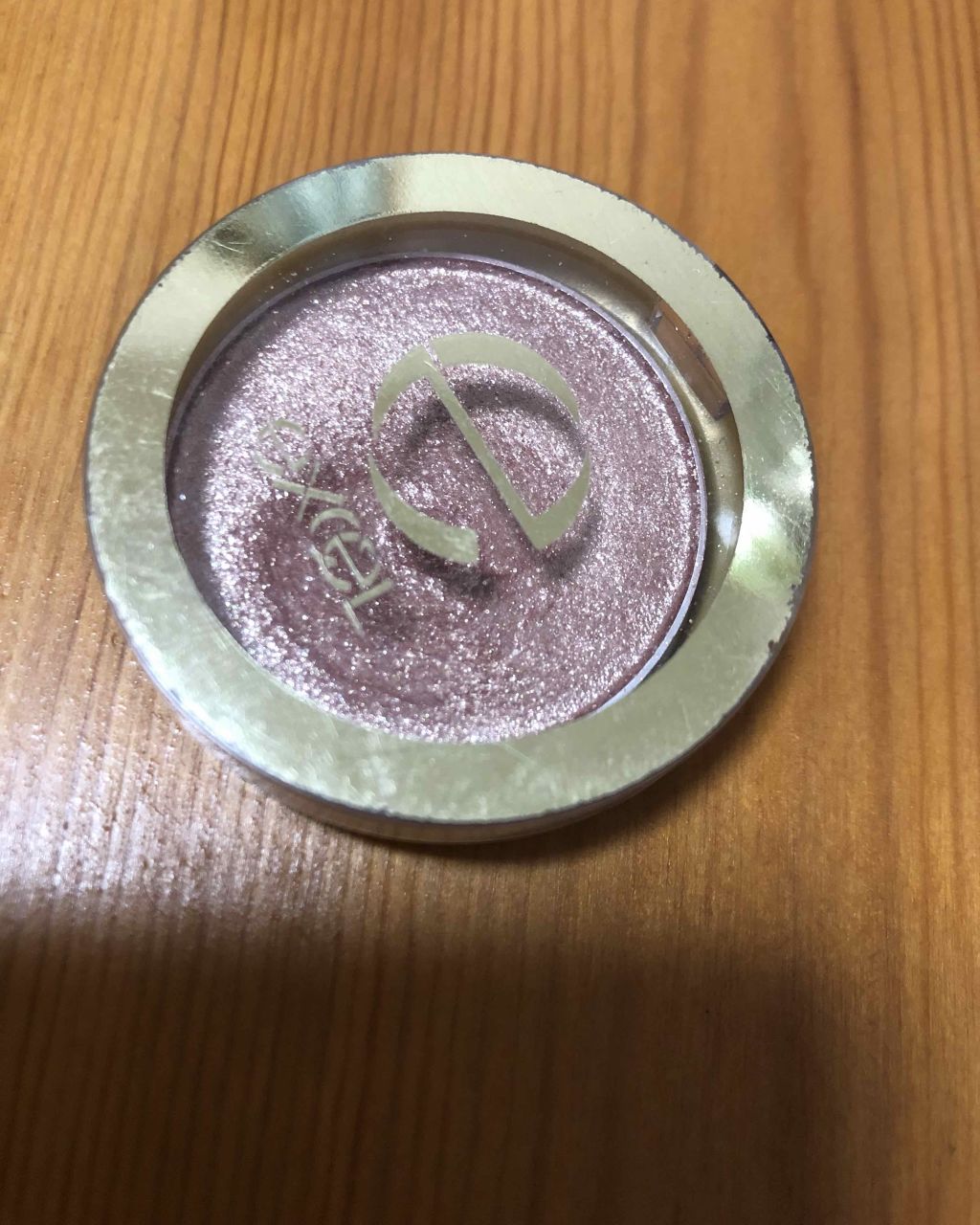 シャイニーシャドウ N SI01ブロンズゴールド/excel/単色アイシャドウを使ったクチコミ（1枚目）