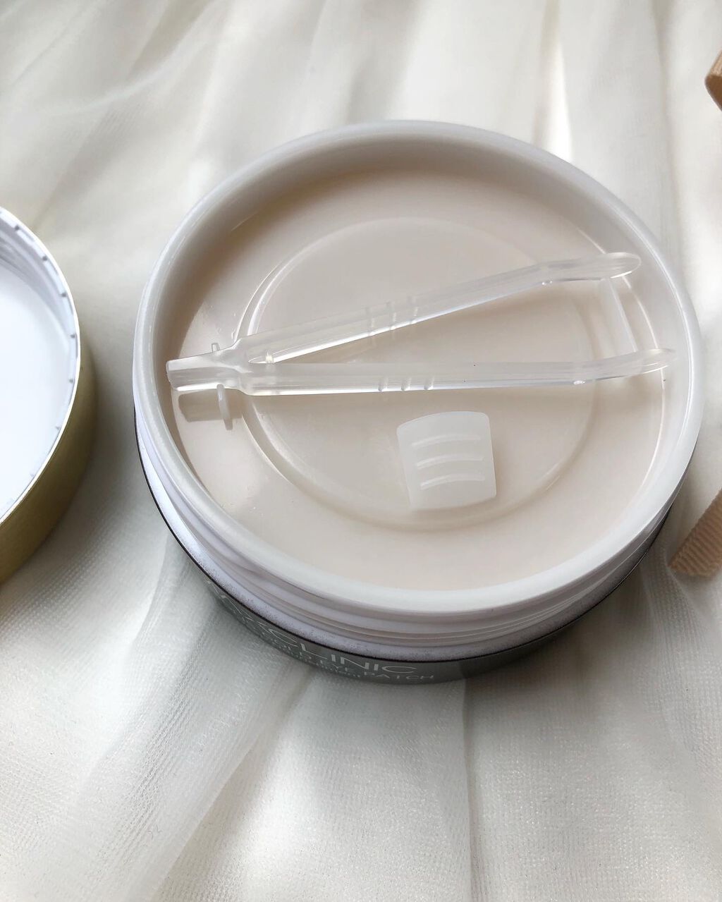 MAXCLINIC プロポリスゴールドアイパッチ/NICHIRICH/シートマスク・パックを使ったクチコミ(2枚目)