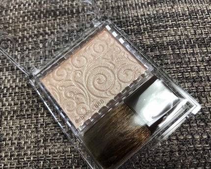 ヴィセ アヴァン フェイスパウダーブラシ 04/Visée/メイクブラシを使ったクチコミ(1枚目)