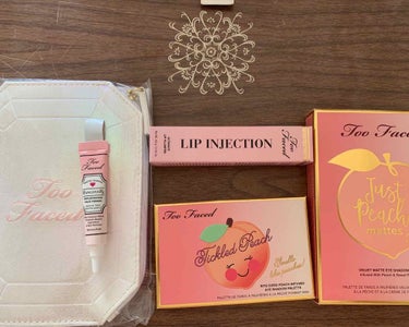 ジャスト ピーチィ ベルベット マット アイシャドウ パレット/Too Faced/アイシャドウパレットを使ったクチコミ（1枚目）