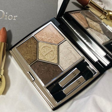 ディオリフィック ベルベット タッチ リップスティック 070 ダズリング ベージュ（生産終了）/Dior/口紅を使ったクチコミ（2枚目）