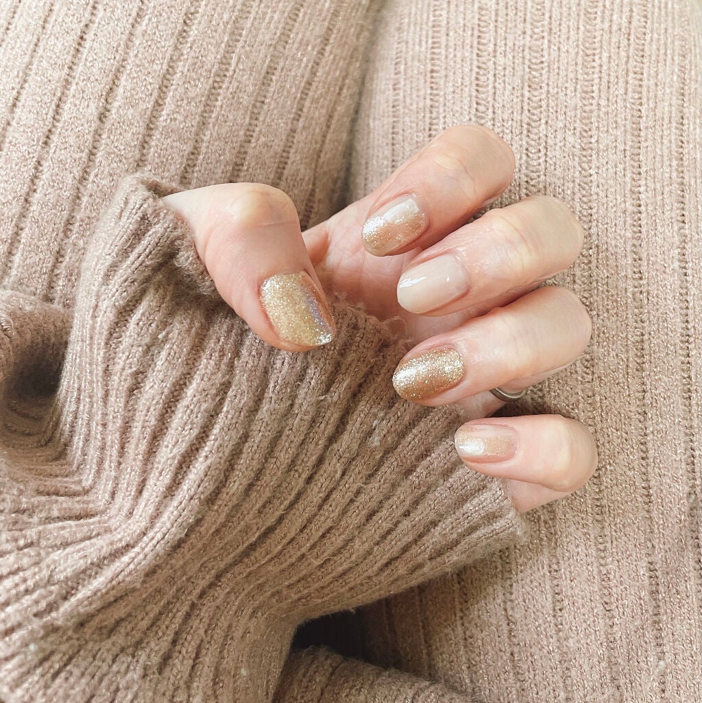 カラフルネイルズ/キャンメイク/マニキュアを使ったクチコミ(2枚目)