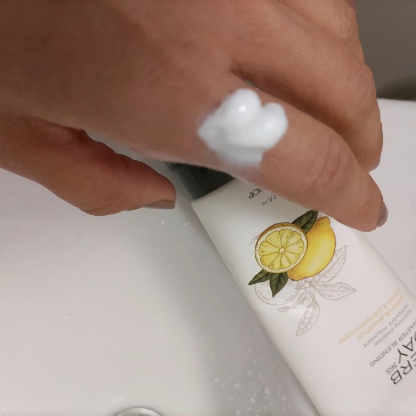 ひろちゃん on LIPS 「ザフェースショップハーブティ365クレンジングフォームレモン🍋..」(2枚目)