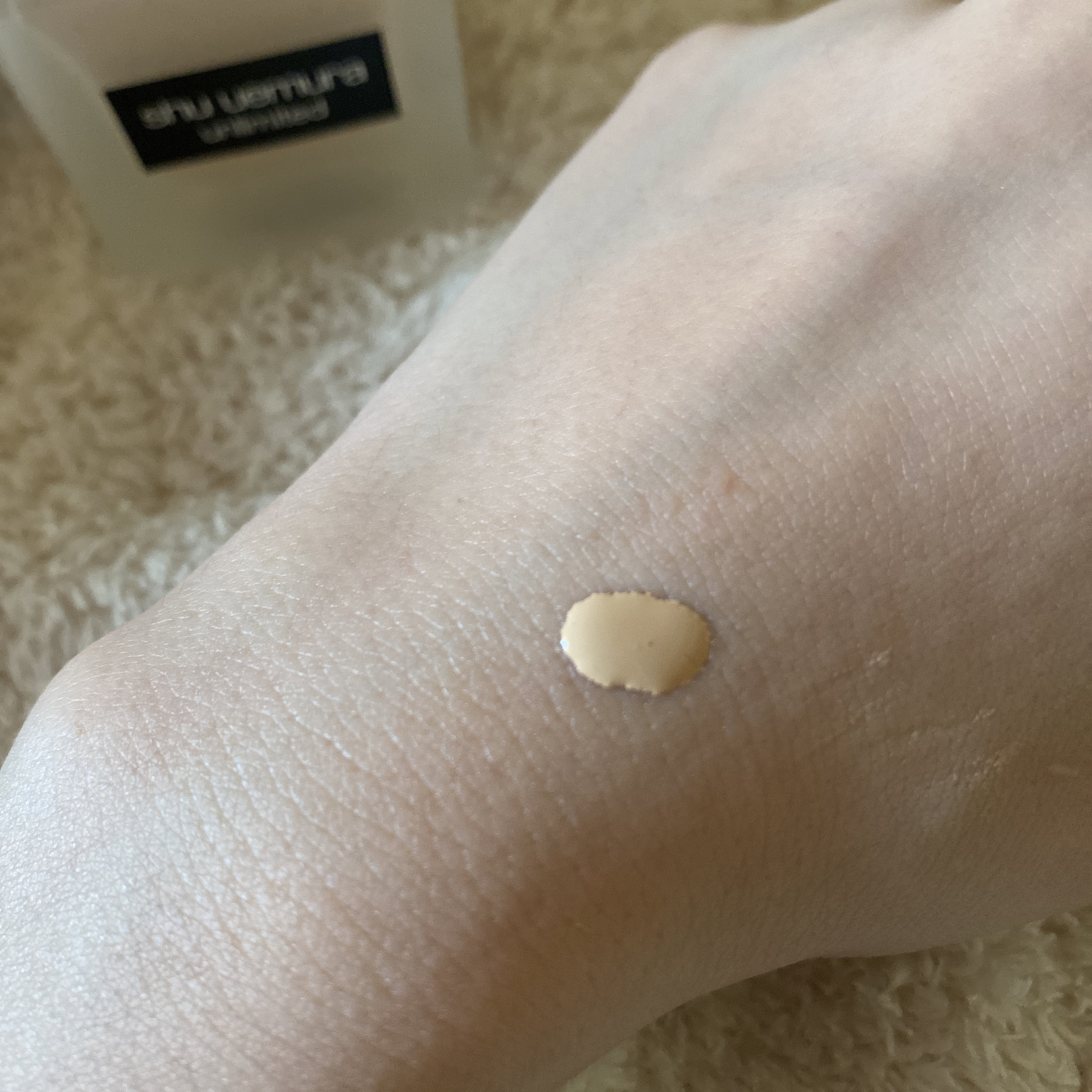 （旧）アンリミテッド ラスティング フルイド/shu uemura/リキッドファンデーションを使ったクチコミ（2枚目）