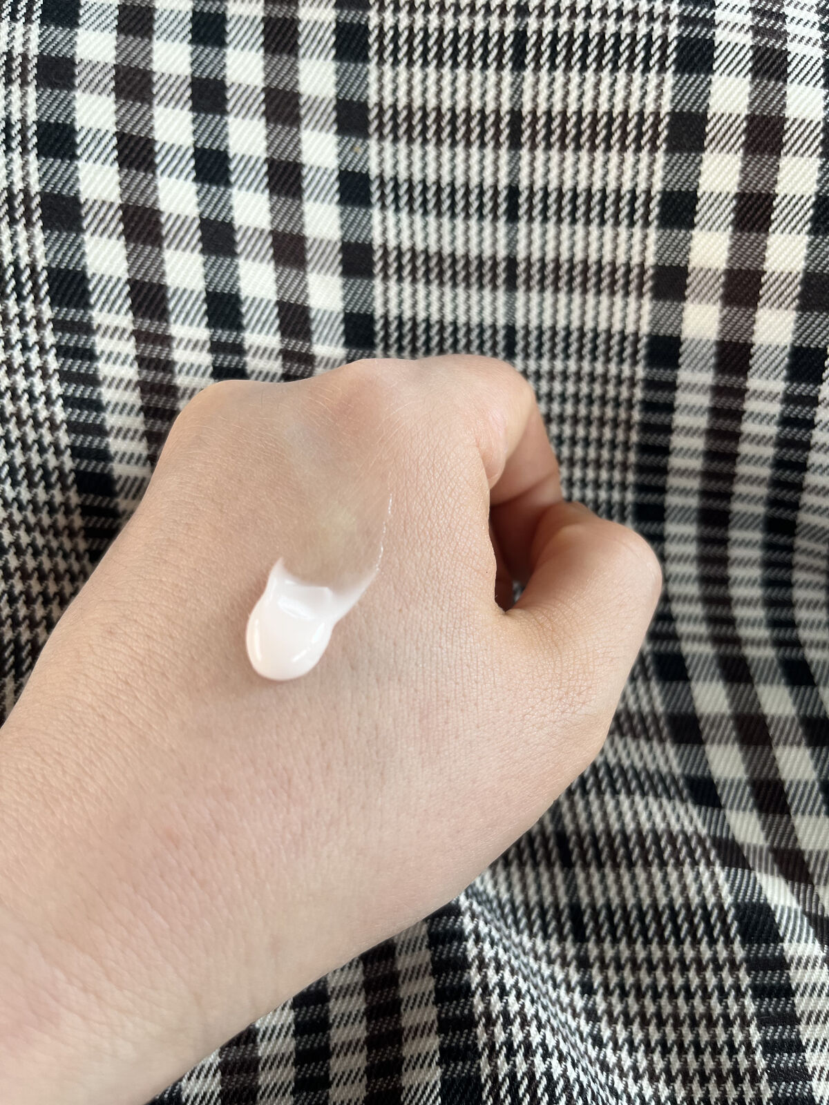 アンドハニー　メルティモイスト ハンドクリーム/&honey/ハンドクリームを使ったクチコミ（2枚目）