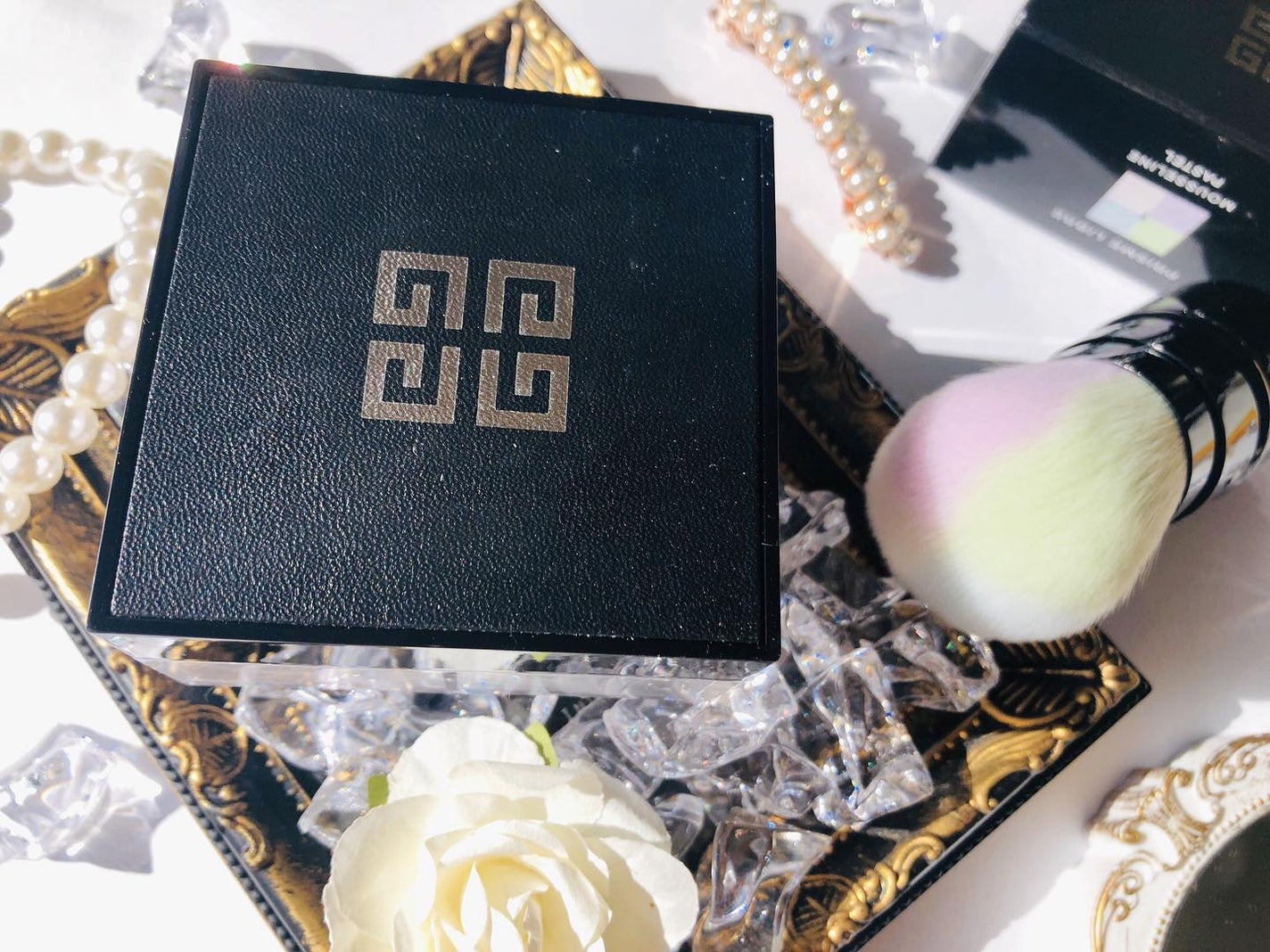 プリズム・リーブル/GIVENCHY/ルースパウダーを使ったクチコミ(2枚目)