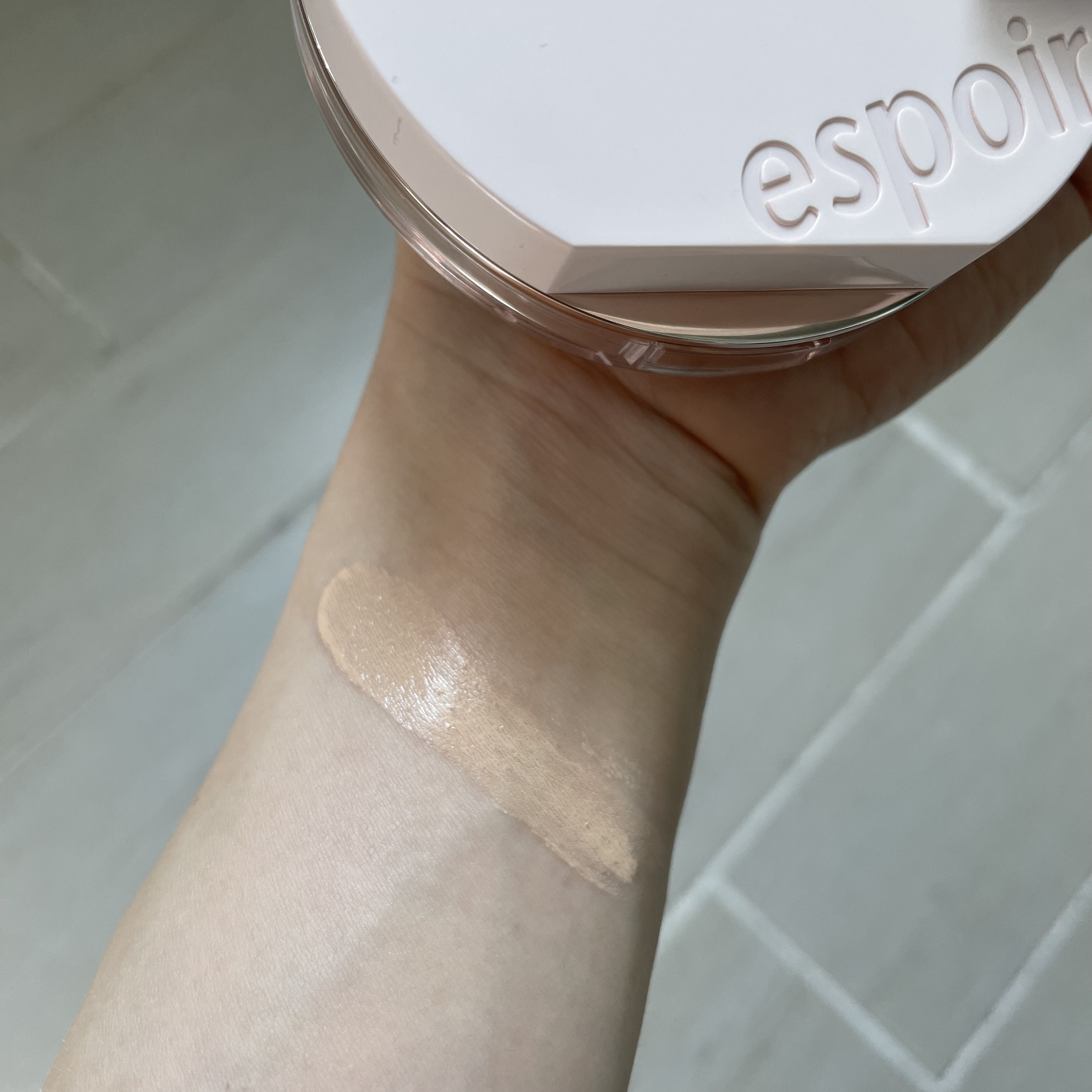 エスポア ビーグロー ボリュームクッション 23 ベージュ/espoir/クッションファンデーションを使ったクチコミ（3枚目）