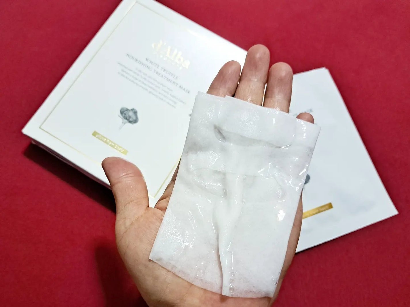 ホワイトトリュフナリシングトリートメントマスク/ダルバ/シートマスク・パックを使ったクチコミ(2枚目)