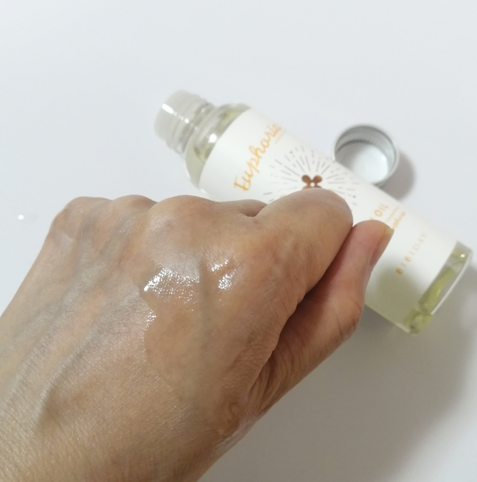 ユーフォリア・キンモクセイ マルチオイル/BIBIDAY/ヘアオイルを使ったクチコミ（2枚目）