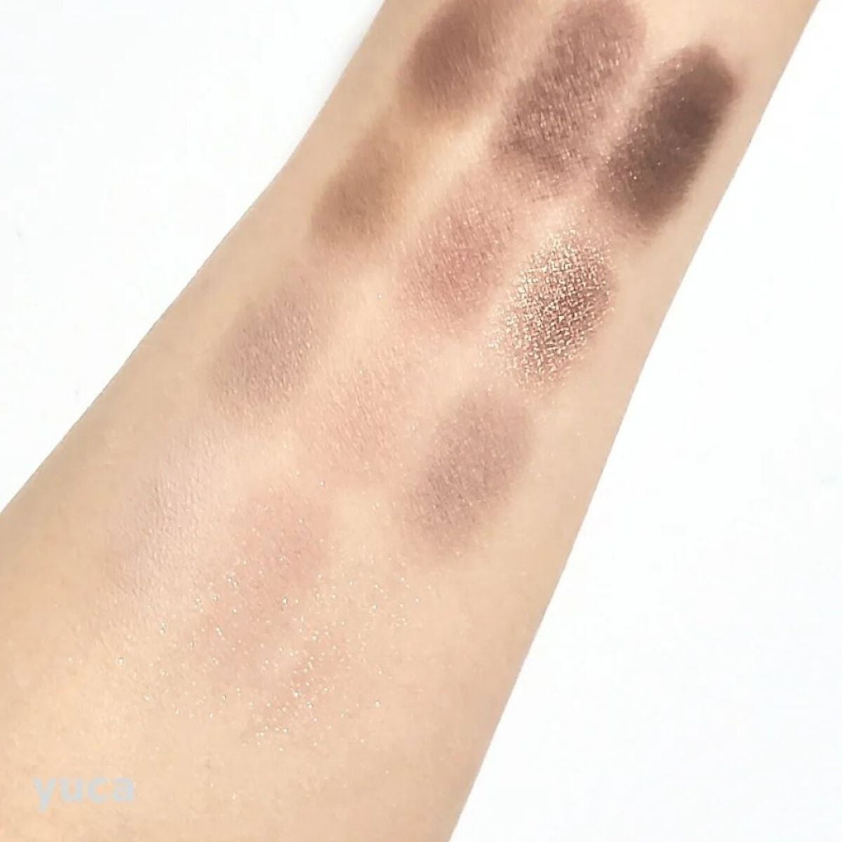 ソフトブラーリングアイパレット/wakemake/アイシャドウパレットを使ったクチコミ(3枚目)