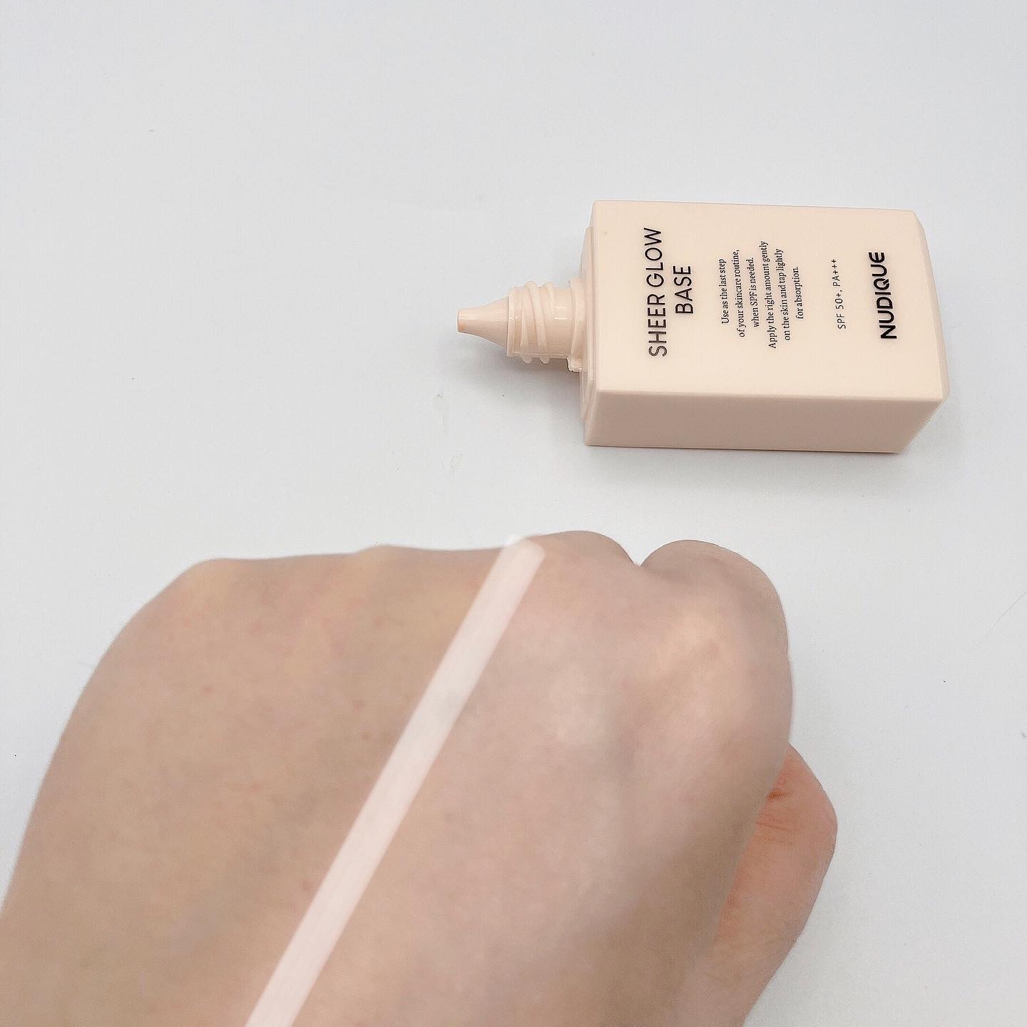 シアーグローベース/NUDIQUE/化粧下地を使ったクチコミ（3枚目）