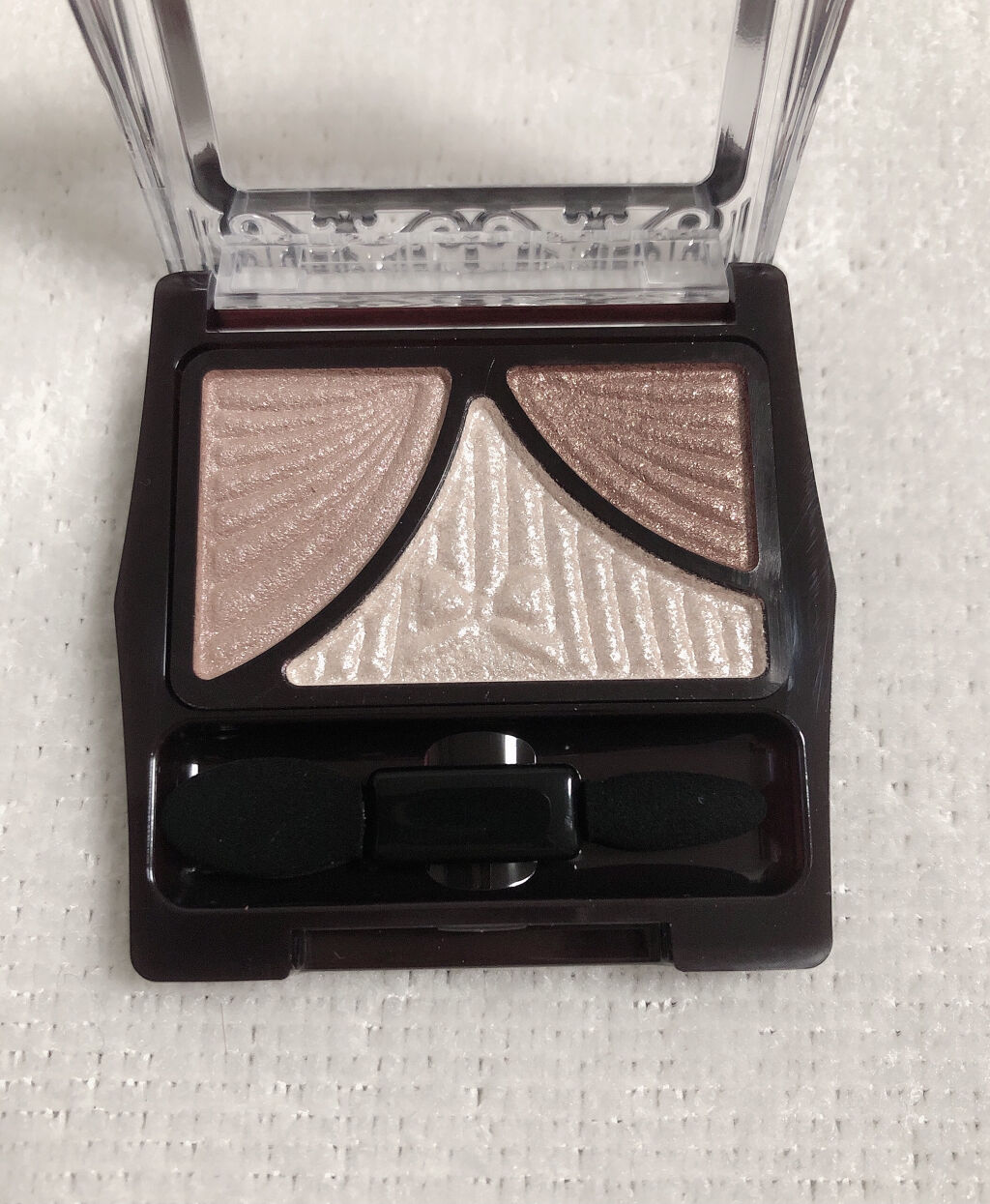 ジューシーピュアアイズ/キャンメイク/アイシャドウパレットを使ったクチコミ（2枚目）