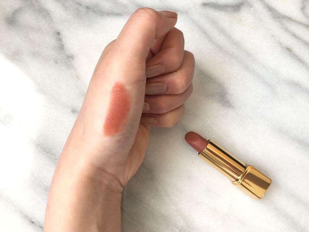 ルージュ アリュール ヴェルヴェット ル リオン ドゥ シャネル/CHANEL/口紅を使ったクチコミ(2枚目)