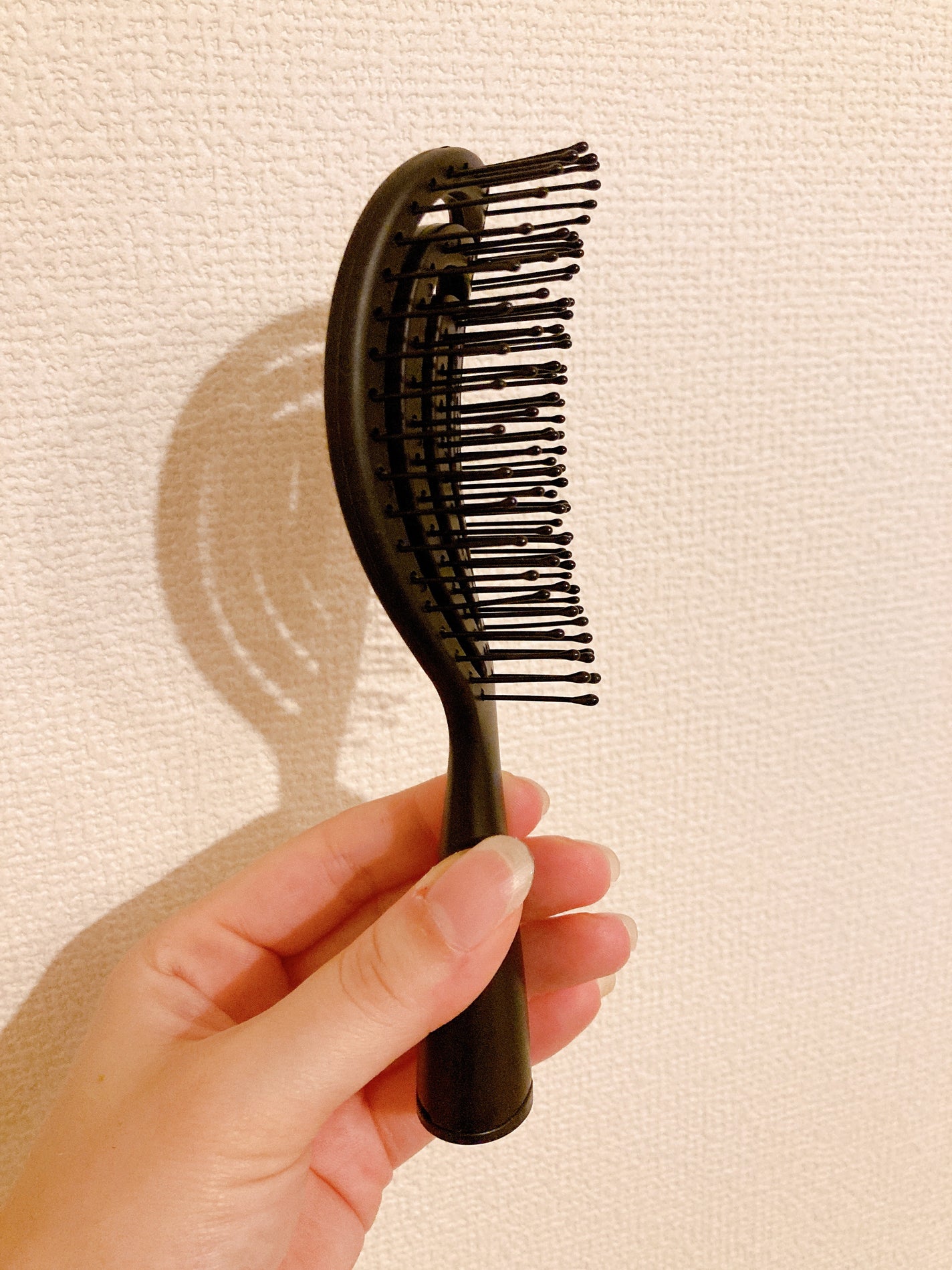 乾きやすいブローブラシ/DAISO/ヘアブラシを使ったクチコミ(2枚目)