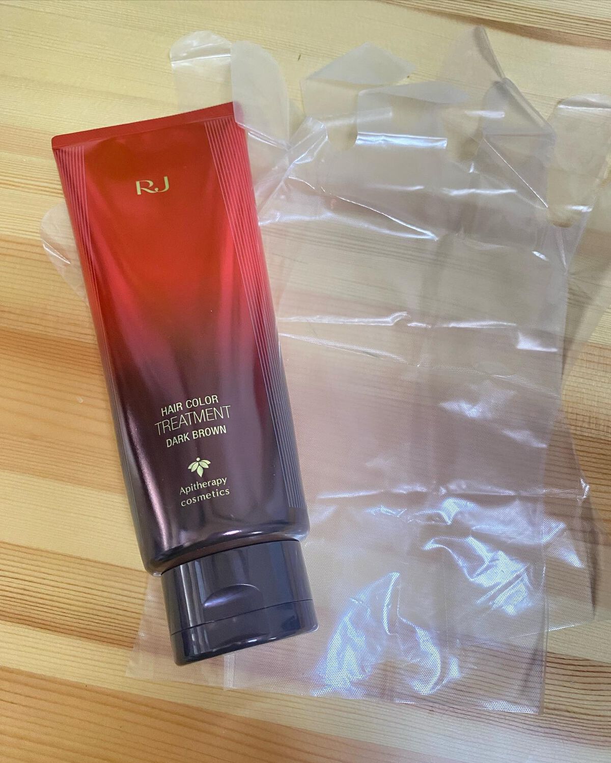 RJヘアカラートリートメント/アピセラピーコスメティクス/洗い流すヘアトリートメントを使ったクチコミ(3枚目)