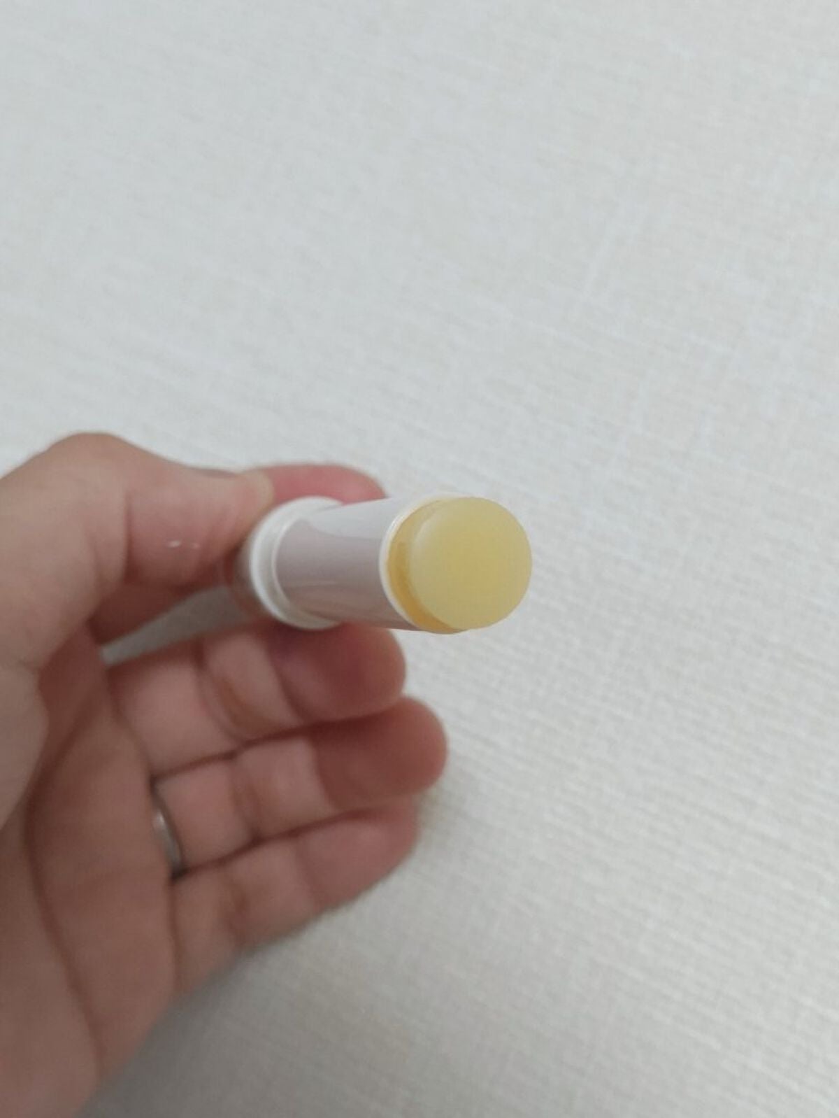 ニベア ディープモイスチャーリップ メルティタイプ/ニベア/リップクリームを使ったクチコミ(4枚目)