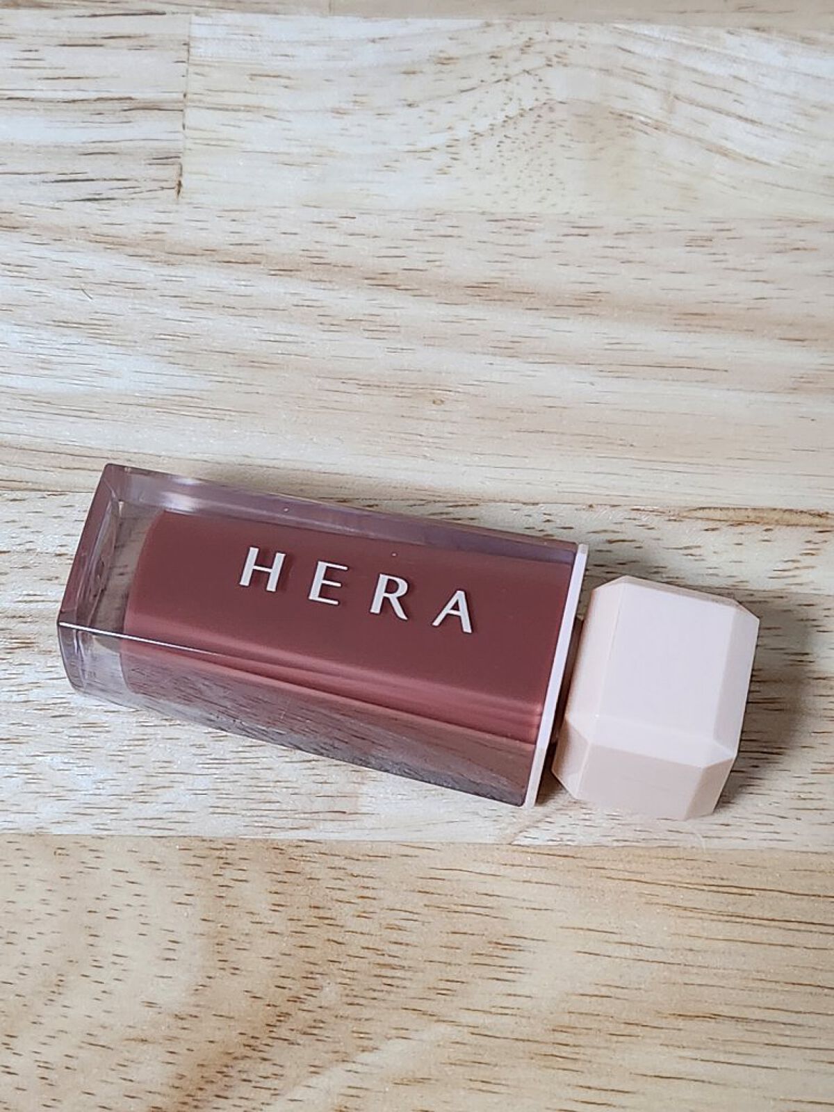 センシュアルスパイシーヌードグロス/HERA/リップグロスを使ったクチコミ（1枚目）