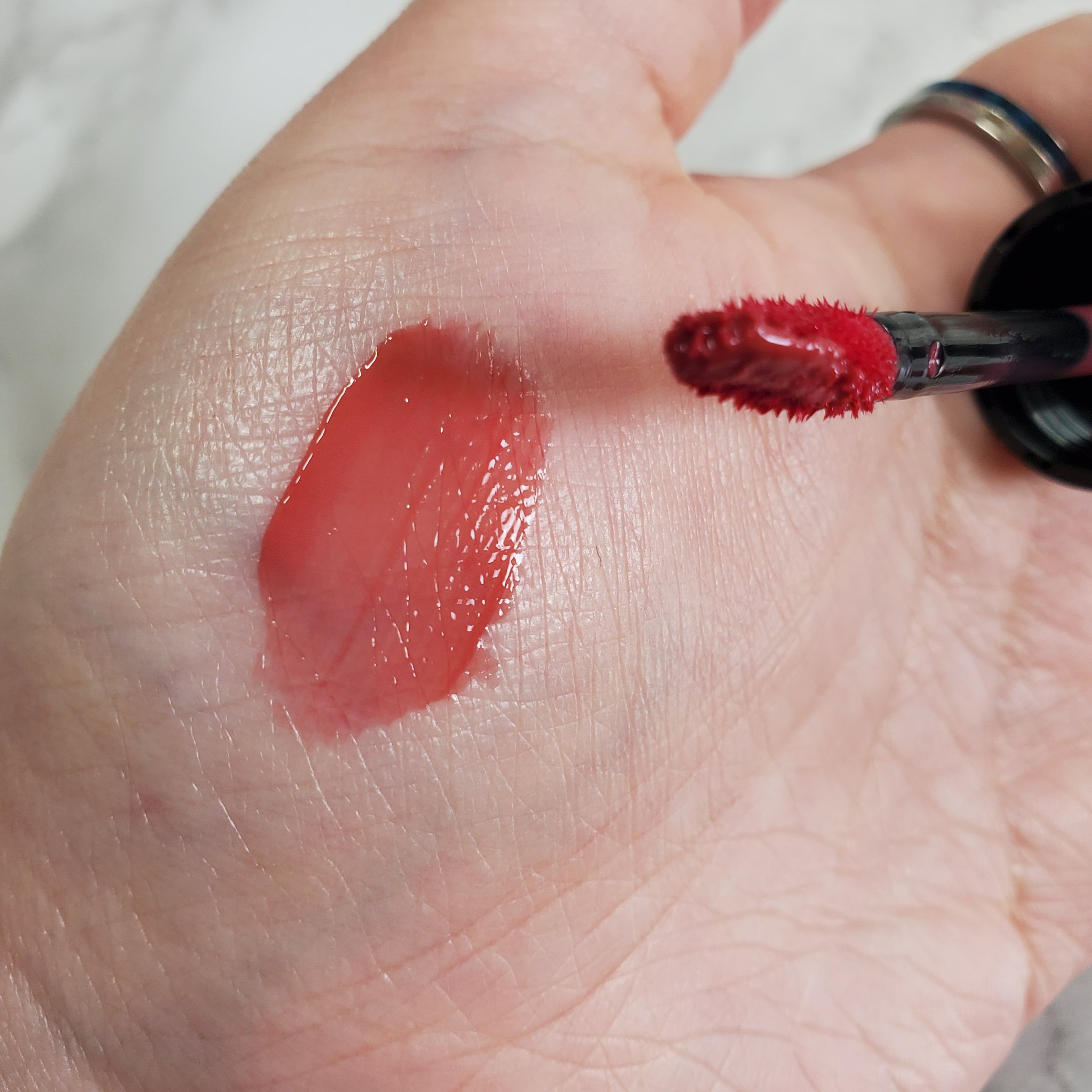 グロウラッピングティント/LIPGUARDIAN/リップティントを使ったクチコミ（2枚目）