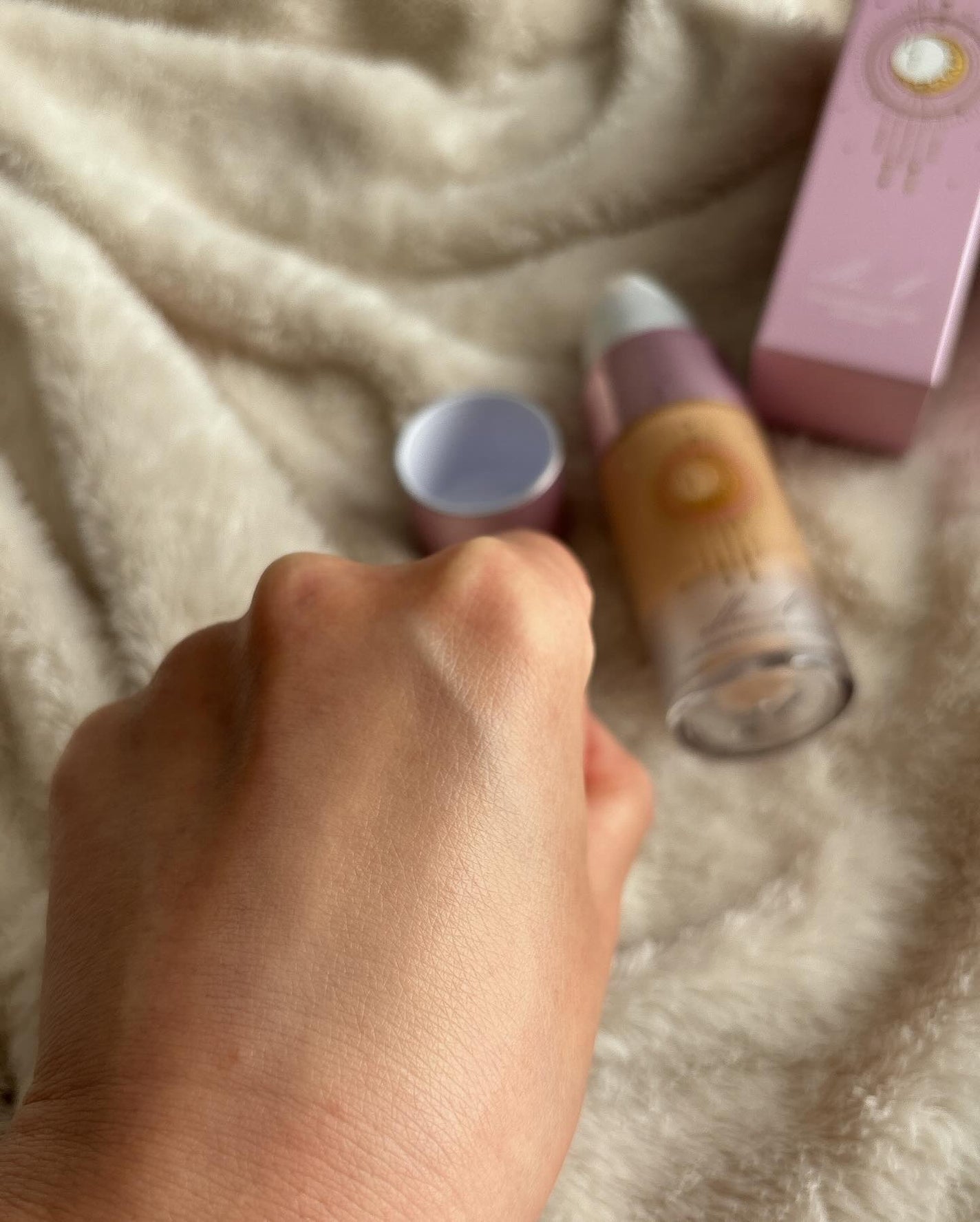 コラーゲンモイスチャースキンベース/illuN/化粧下地を使ったクチコミ(8枚目)