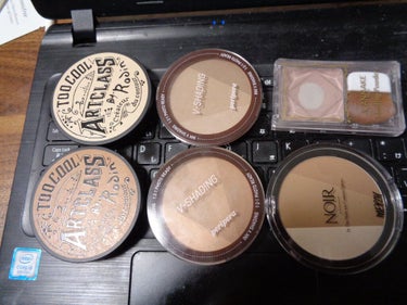 NOIR IN THE MULTI-USE CONTOUR PALETTE/MERZY/シェーディングを使ったクチコミ（1枚目）