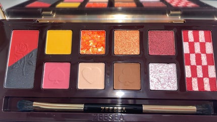 アリスドリームランドシリーズ 12色アイシャドウパレット(ZEESEA×大英博物館)/ZEESEA/アイシャドウパレットを使ったクチコミ(2枚目)