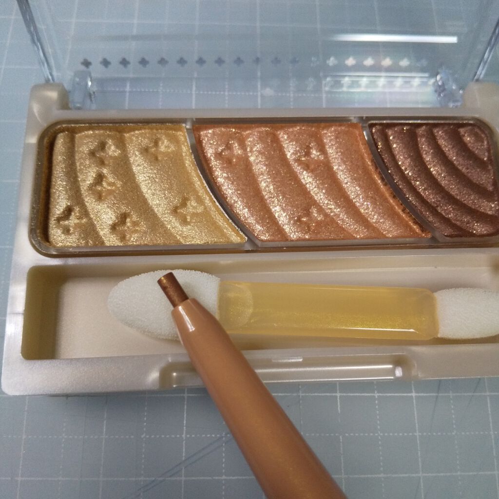 アプソリュ タン サブリムエッセンス リキッド/LANCOME/リキッドファンデーションを使ったクチコミ(2枚目)