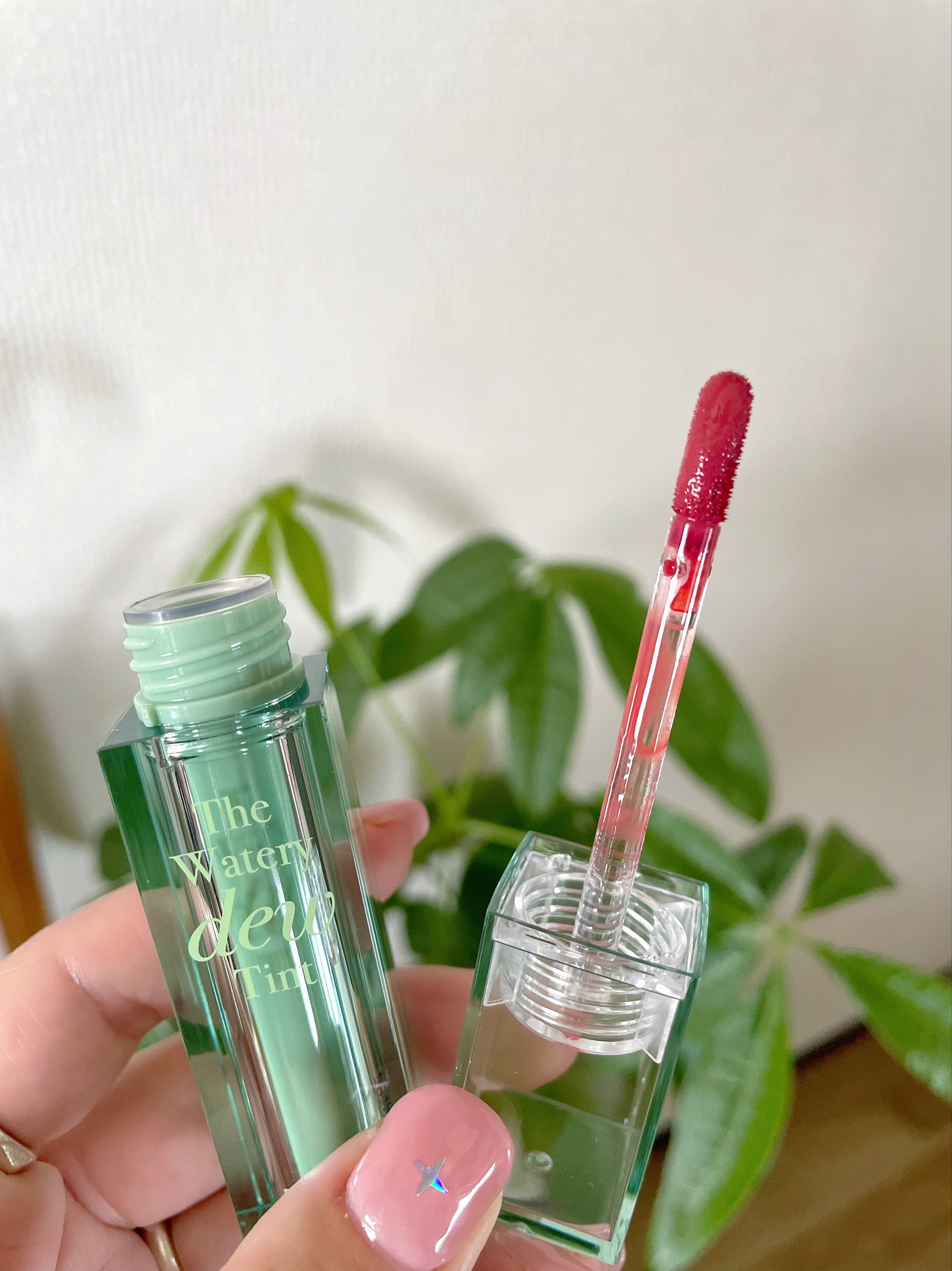 ザ ウォータリー デュー ティント シーズン3/MERZY/リップティントを使ったクチコミ（3枚目）