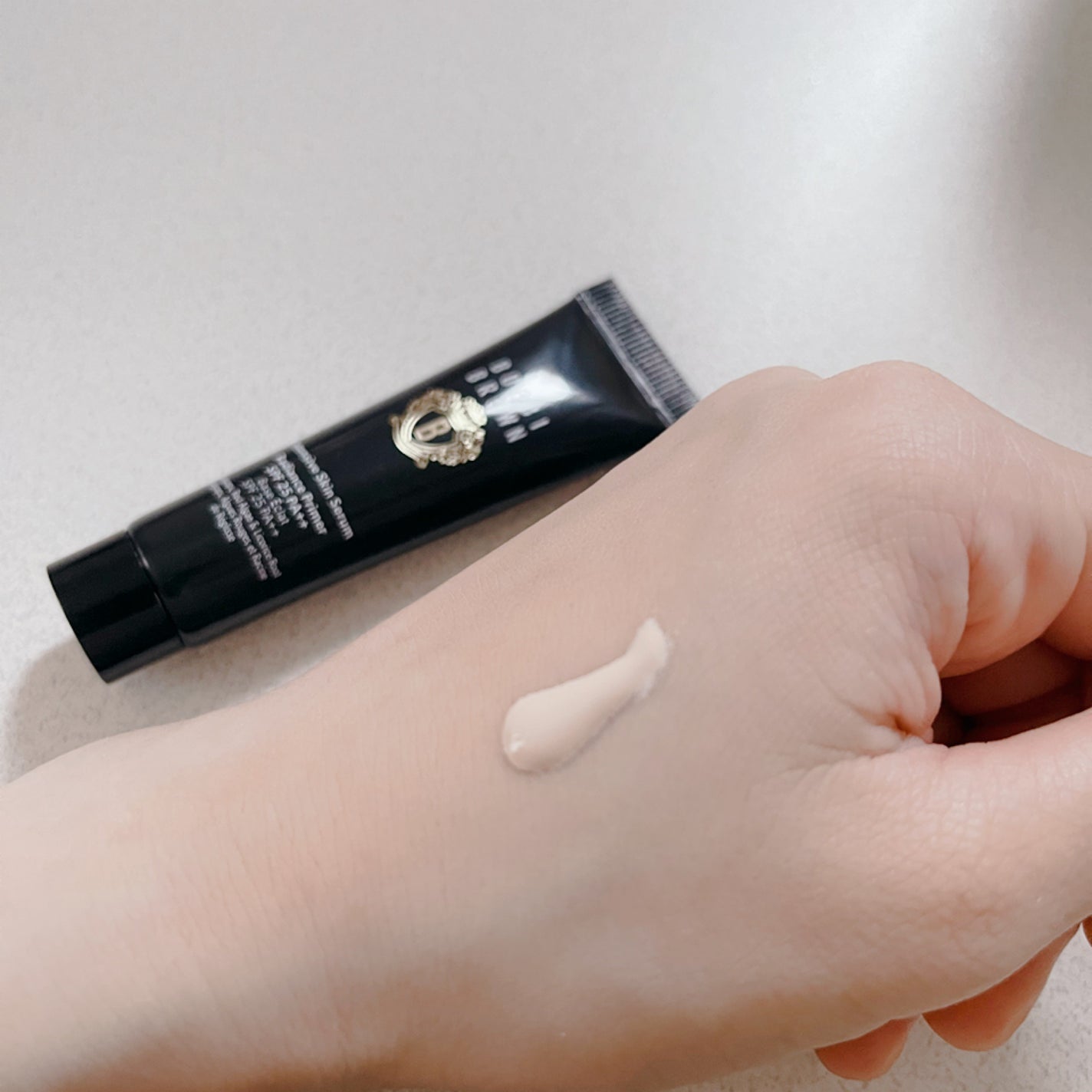 インテンシブ セラム ラディアンス プライマー/BOBBI BROWN/化粧下地を使ったクチコミ(2枚目)