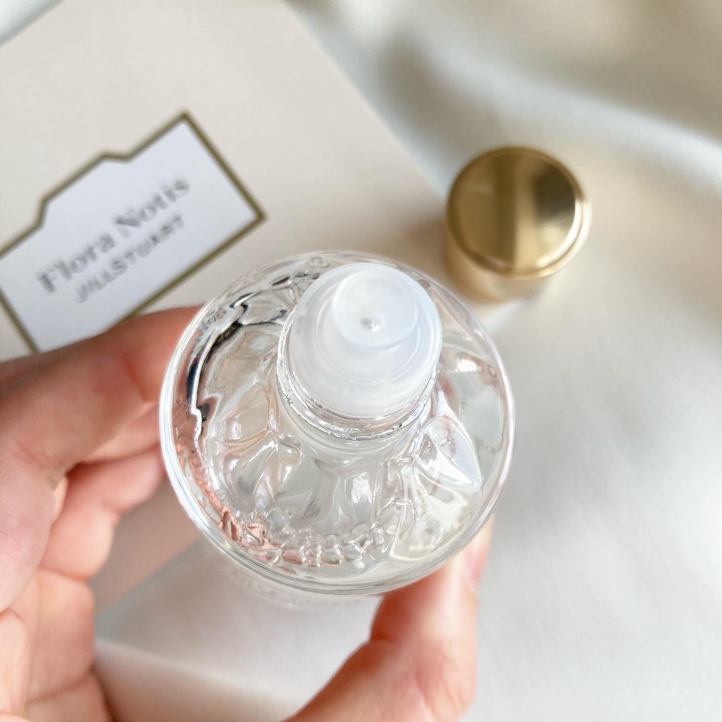 Flora Notis JILL STUART チェリーブロッサム　リペアヘアオイルのクチコミ「フローラノーティス
リペアヘアオイル
チェリーブロッサム

花の恵みをふんだんに配合した上質ヘ.....」（2枚目）