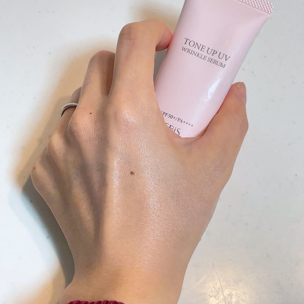 トーンアップUVリンクルセラム/EBiS化粧品/化粧下地を使ったクチコミ(4枚目)