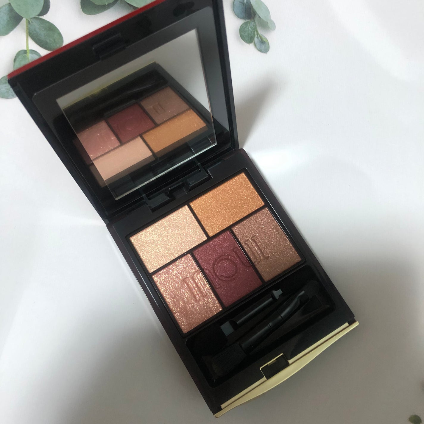 インウイ アイズ/INOUI/アイシャドウパレットを使ったクチコミ(1枚目)