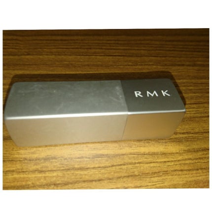 RMK フェイスポップ マットリップスのクチコミ「こちらは2017年の春モデル限定品で、現在は完売してますがフリマアプリで入手可能です!!現在販.....」(2枚目)