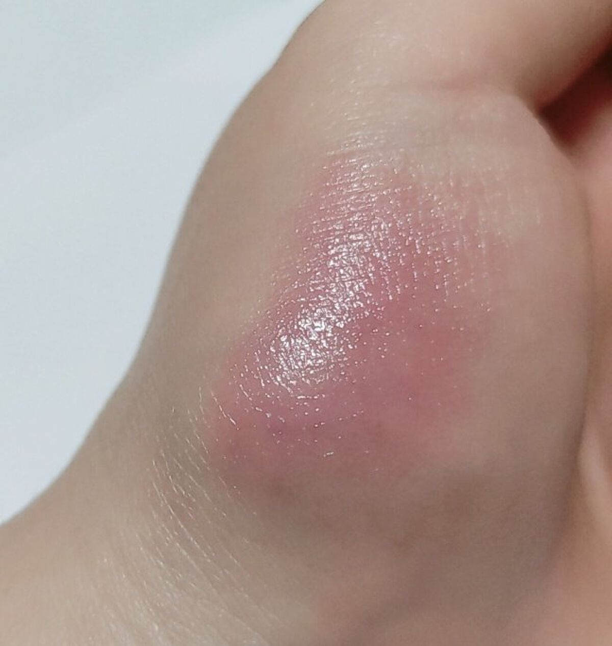 キスキス ビー グロウ 809 ラベンダー グロウ/GUERLAIN/口紅を使ったクチコミ（2枚目）