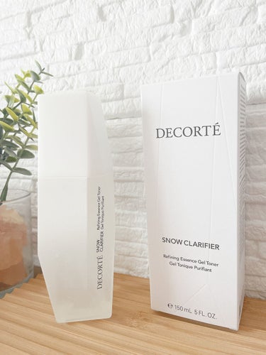 DECORTÉ スノー クラリファイアのクチコミ「DECORTÉ　スノー クラリファイア


拭き取りタイプの毛穴・角質ケア美容液です。

洗顔.....」（1枚目）