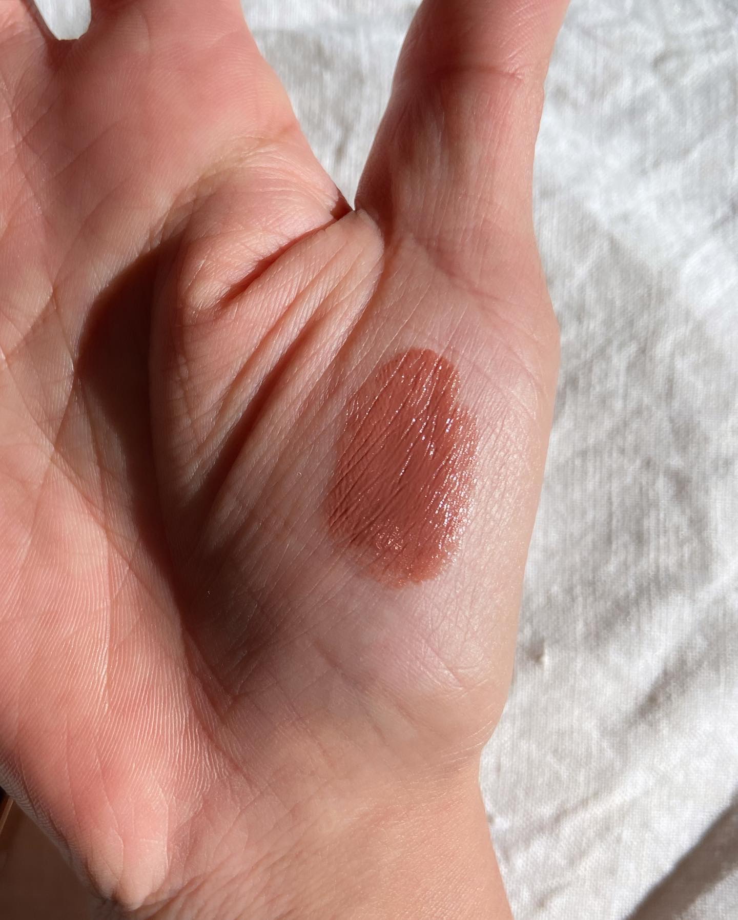 アフターグロー　センシュアルシャイン　リップスティック 208 DEVOTION/NARS/口紅を使ったクチコミ（3枚目）